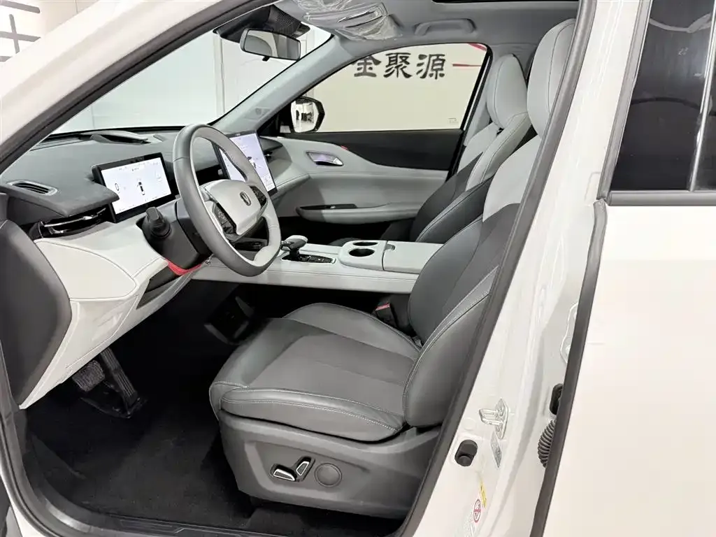 Changan UNI-Z 2025 из CN, фото 5