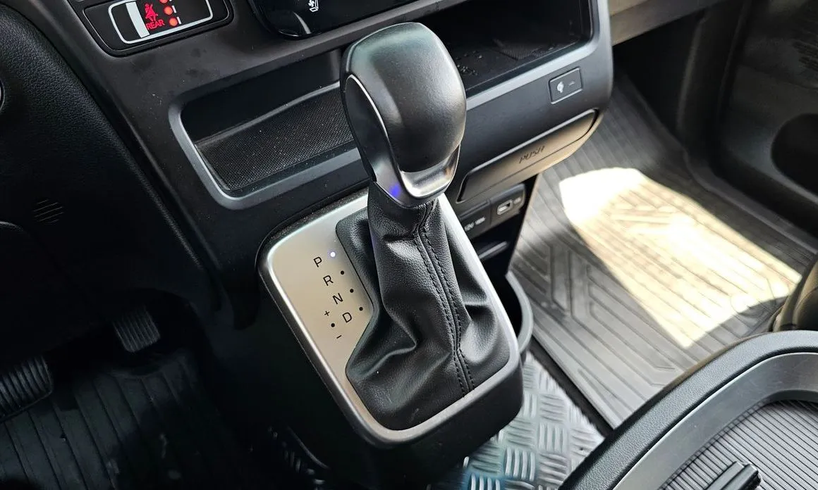 Hyundai Staria — фото 6