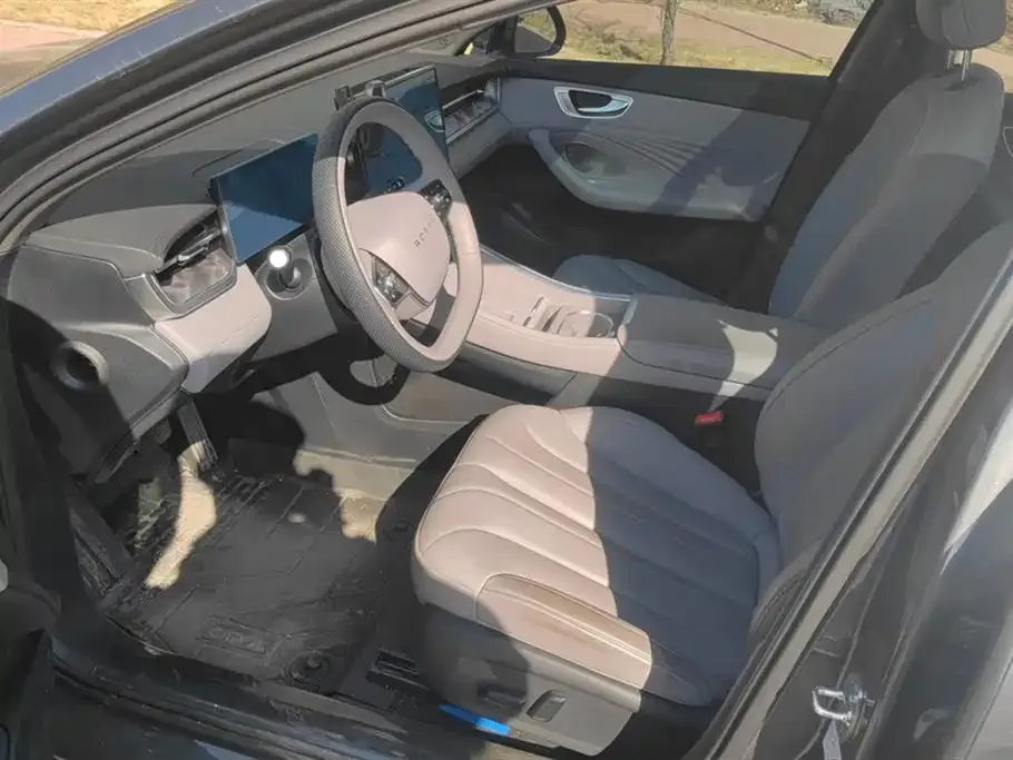 Roewe M7 DMH 2025 из CN, фото 3
