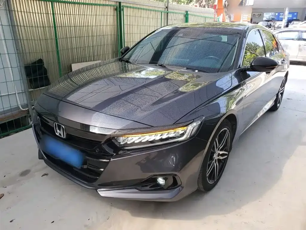 Honda Accord — фото 7