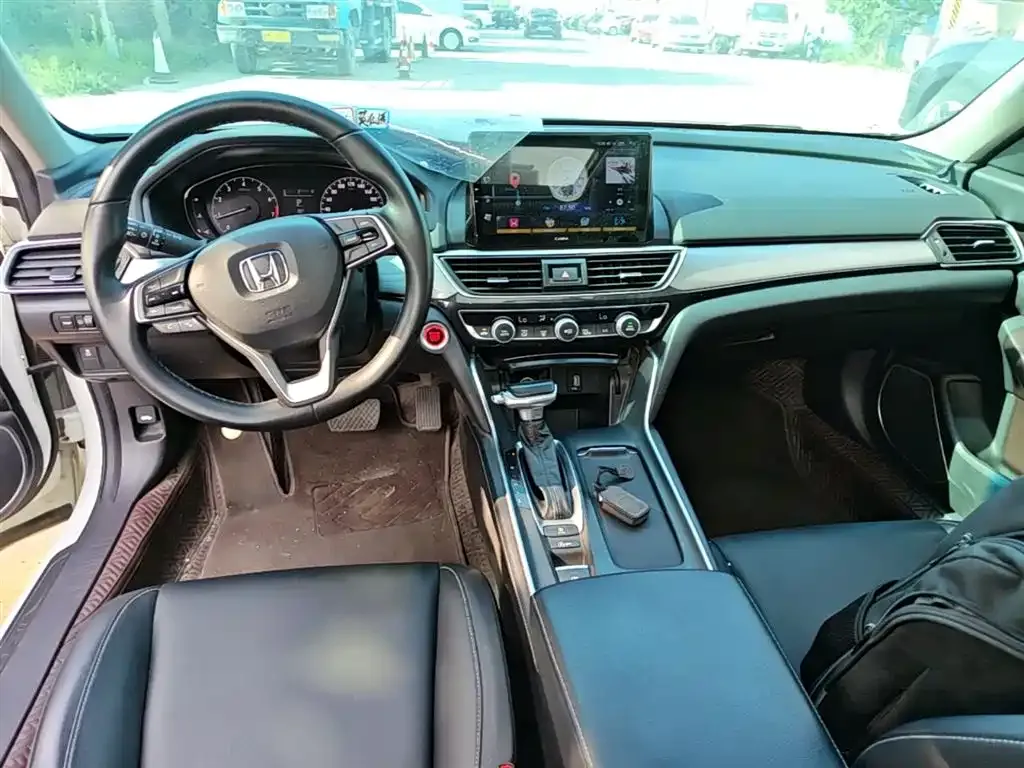 Honda Inspire — фото 6