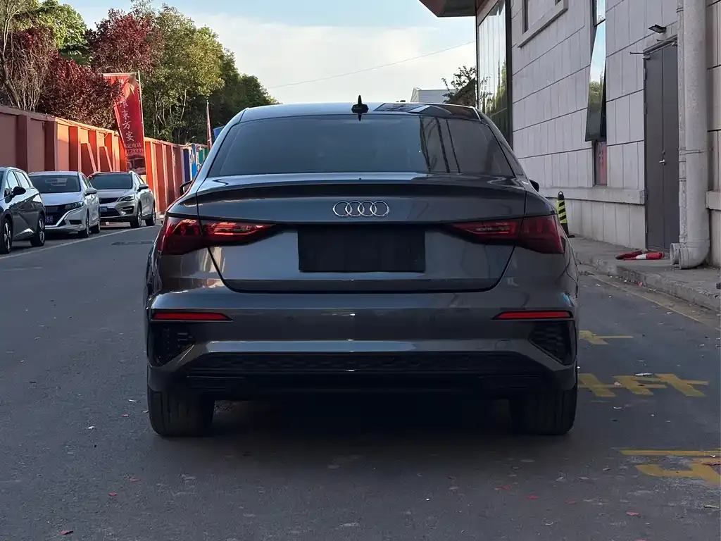 Audi A3 2023 из CN, фото 8
