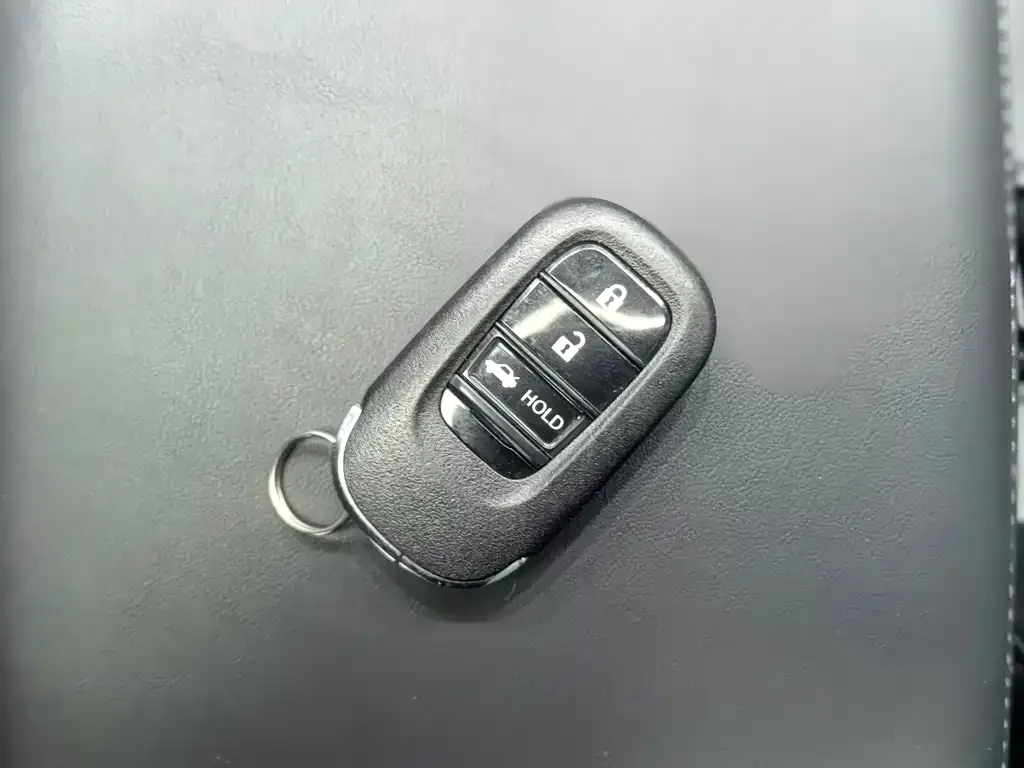 Honda Accord — фото 10