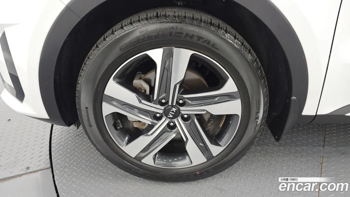 Kia Sorento — фото 7