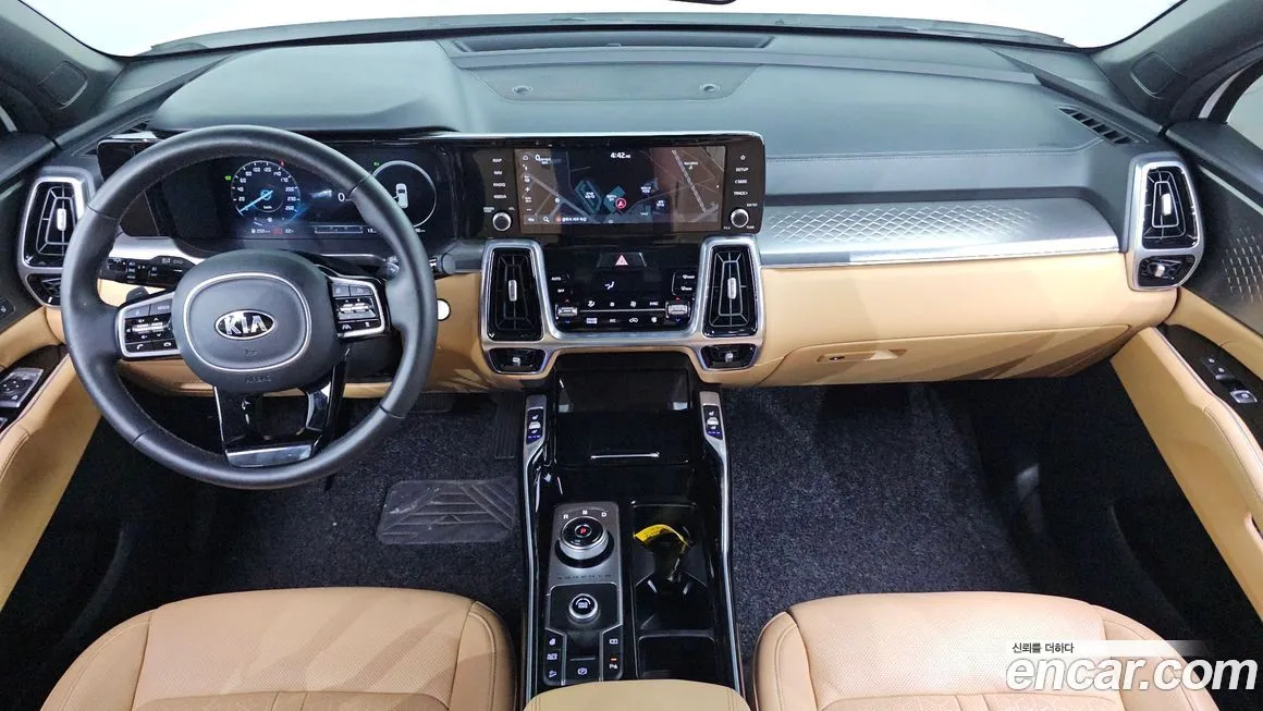 Kia Sorento — фото 9