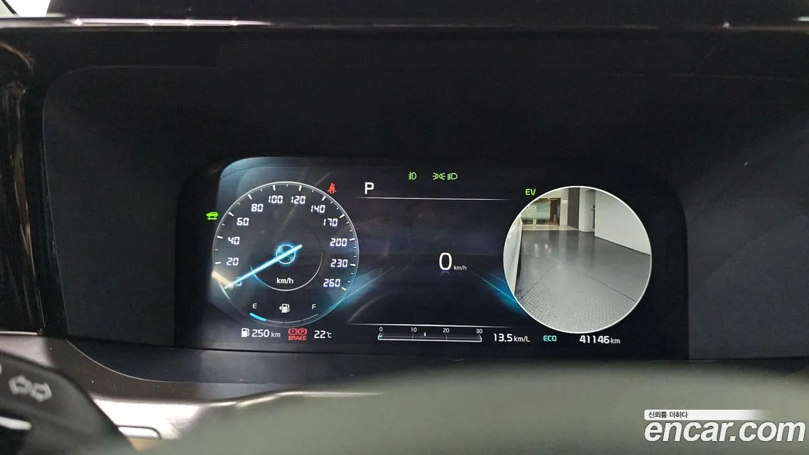 Kia Sorento — фото 6