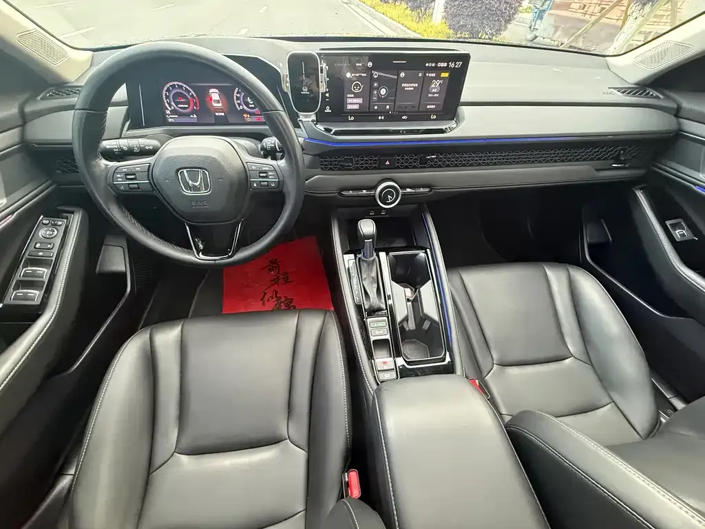 Honda Accord — фото 5