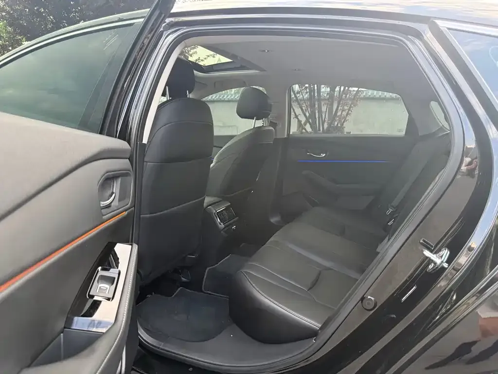 Honda Accord — фото 3