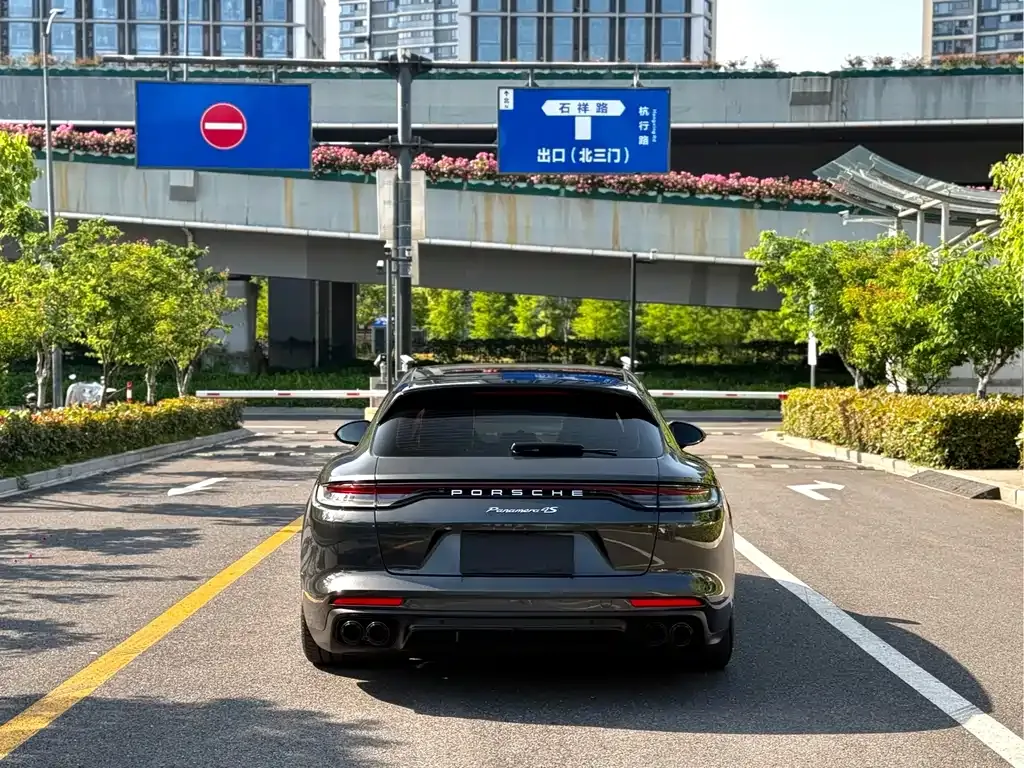 Porsche Panamera — фото 4