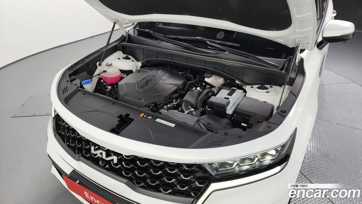 Kia Sorento — фото 10
