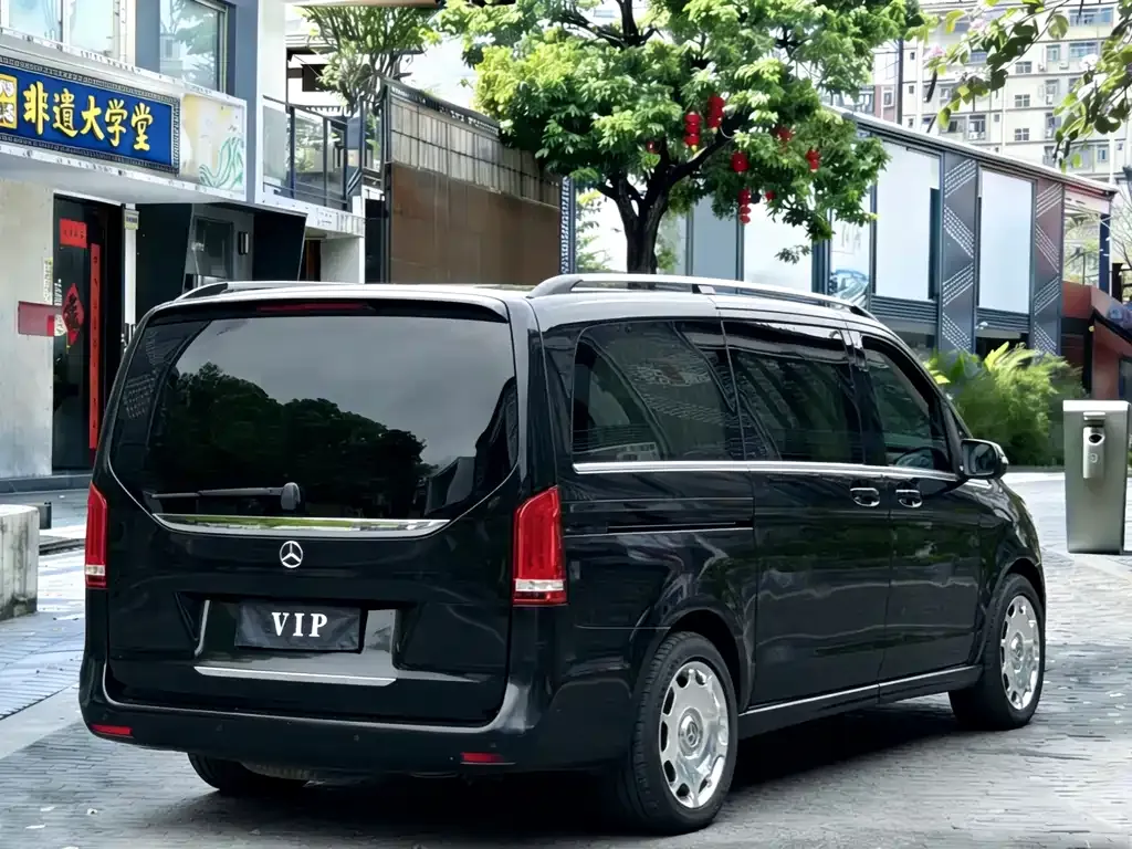 Mercedes-Benz V-Class 2022 из CN, фото 3