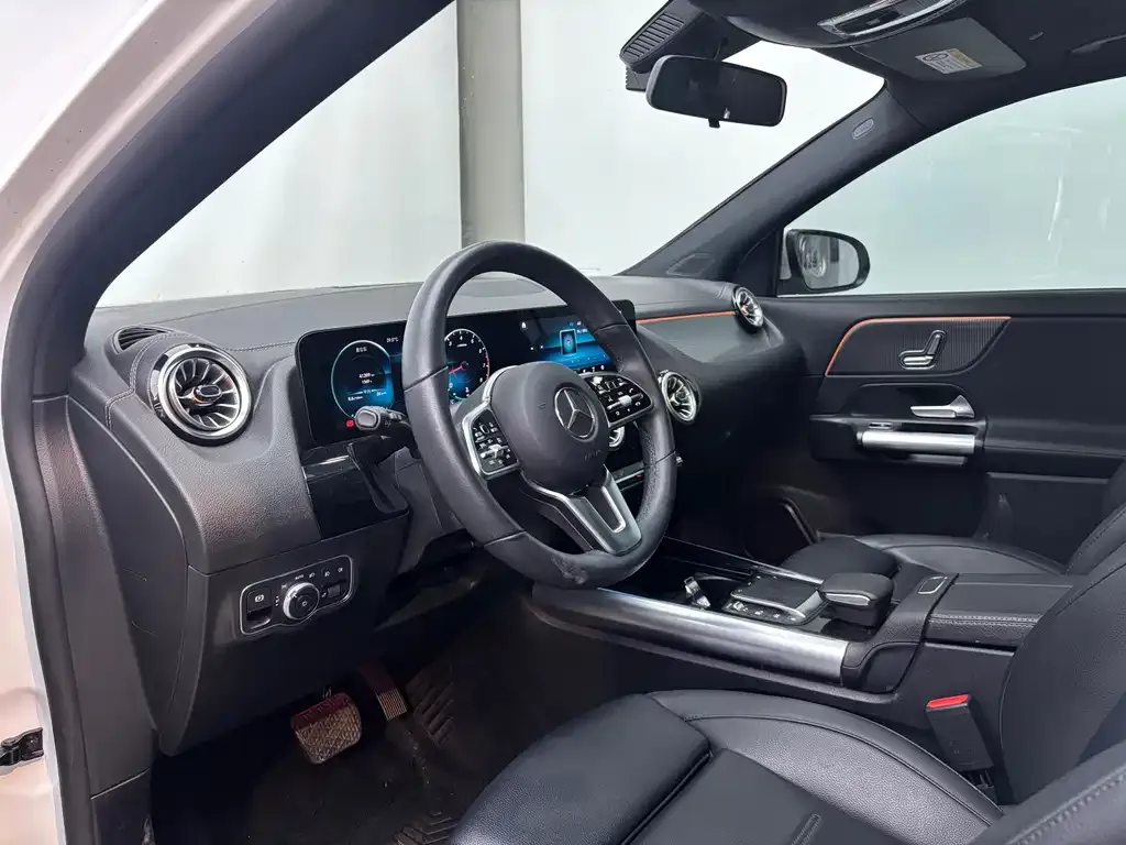 Mercedes-Benz GLA — фото 4