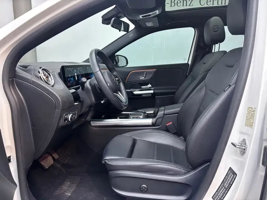 Mercedes-Benz GLA — фото 8