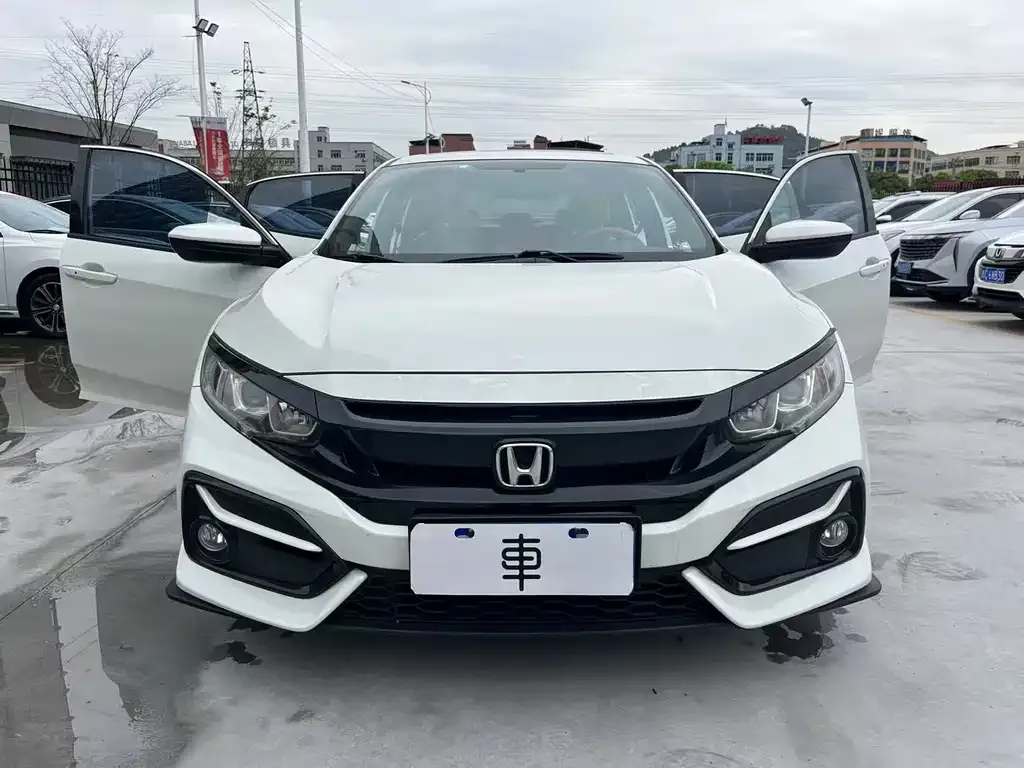 Honda Civic — фото 8