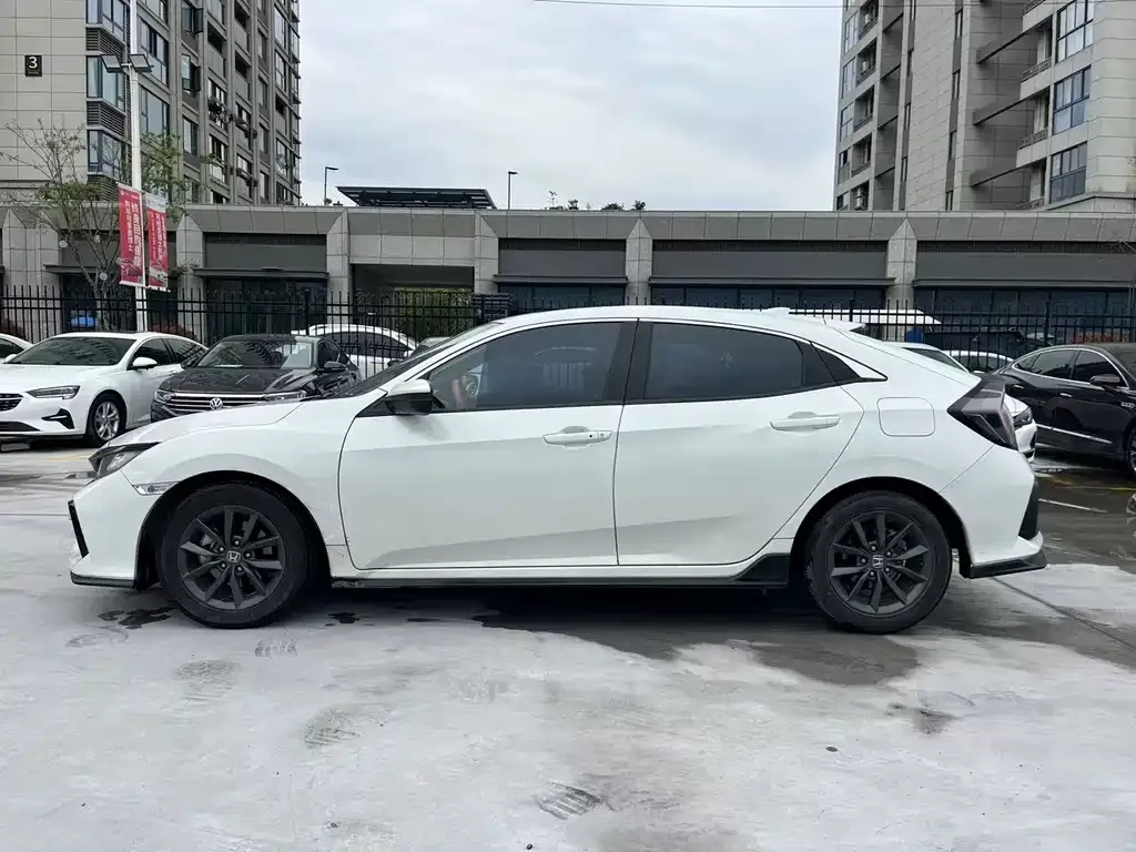 Honda Civic — фото 7