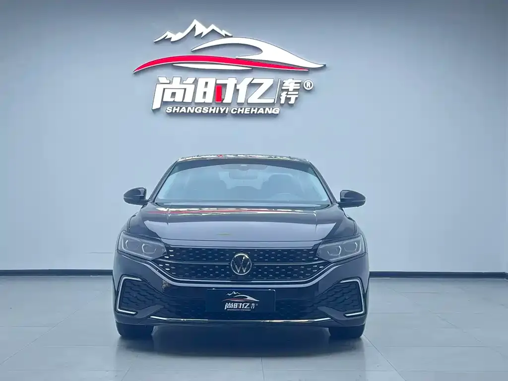 Volkswagen Passat — фото 6