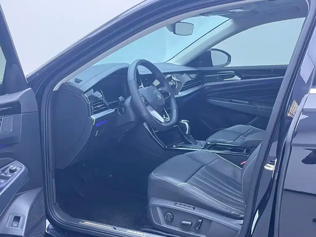 Volkswagen Passat — фото 7