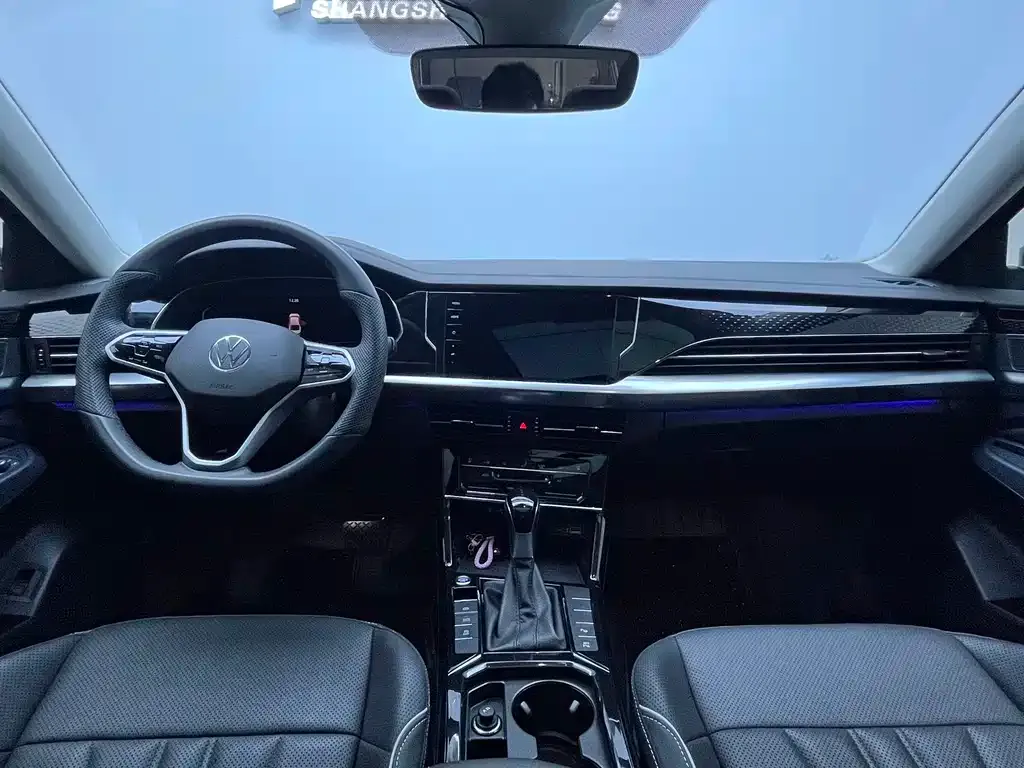 Volkswagen Passat — фото 10