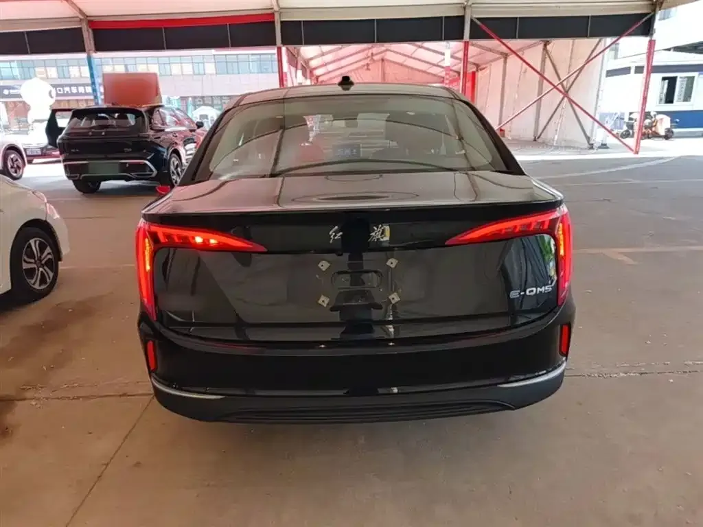 Hongqi E-QM5 2023 из CN, фото 10