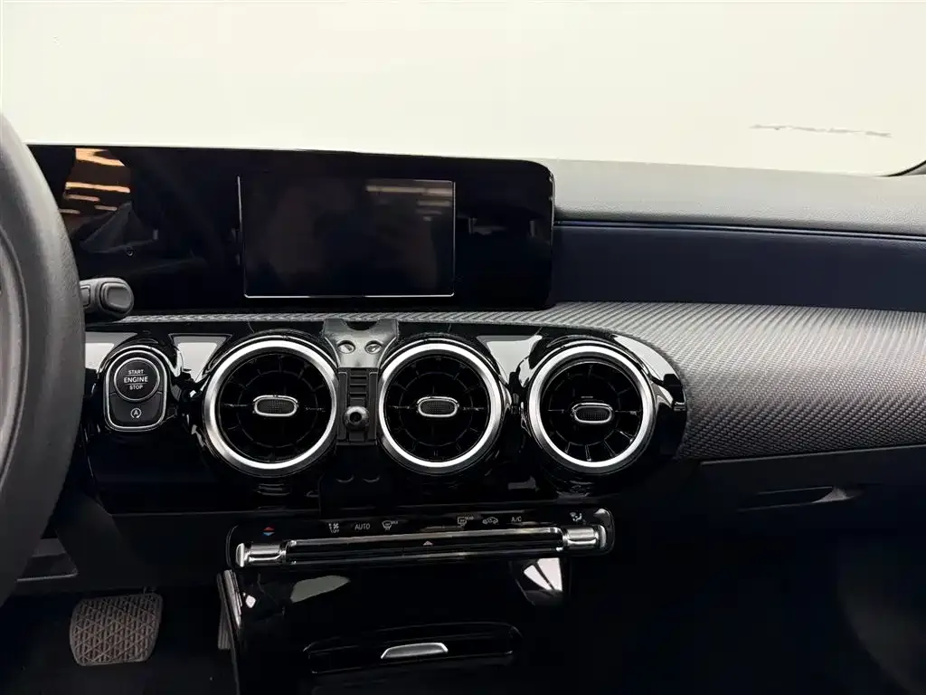 Mercedes-Benz A-Class 2021 из CN, фото 2