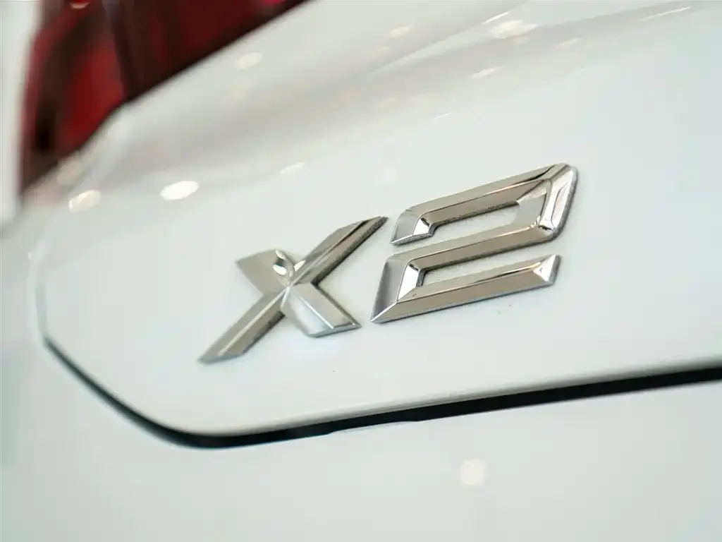 BMW X2 — фото 3