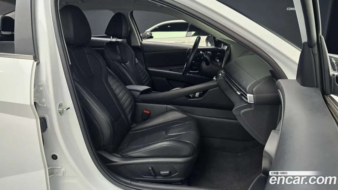Hyundai AVANTE 2023 из KR, фото 4