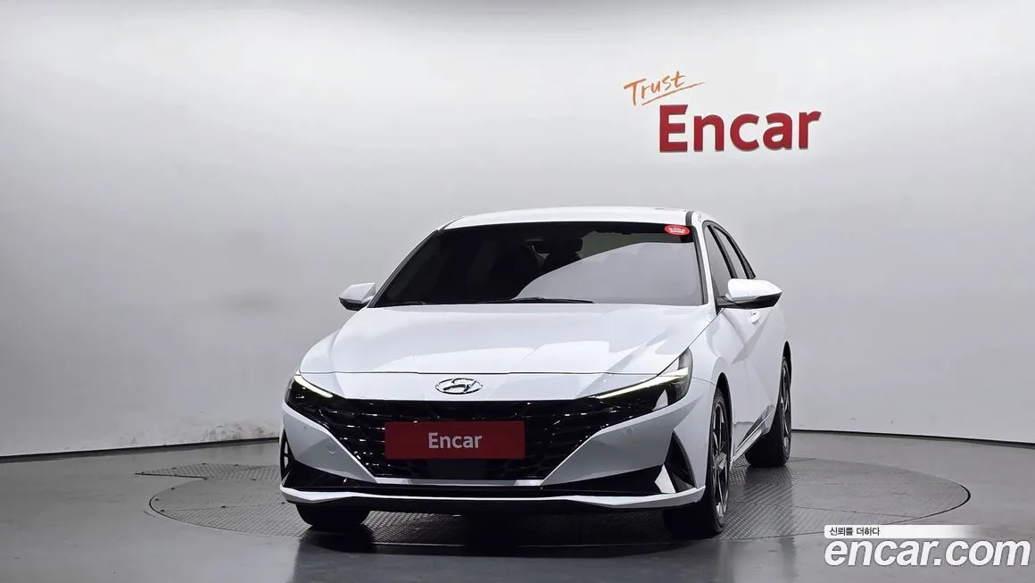 Hyundai AVANTE 2023 из KR, фото 2