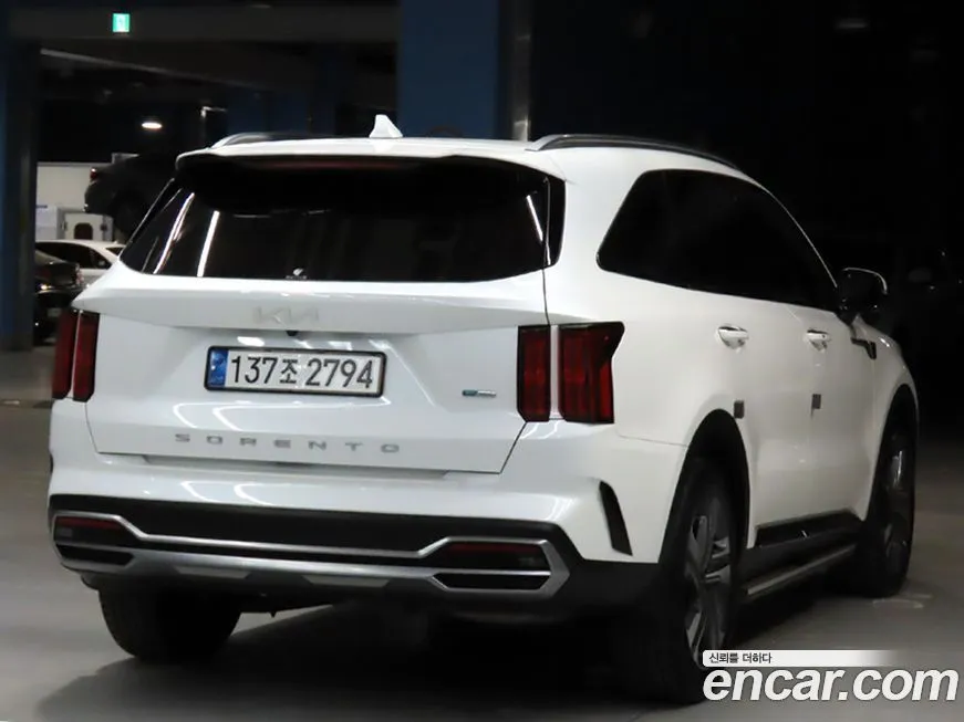 Kia Sorento — фото 9