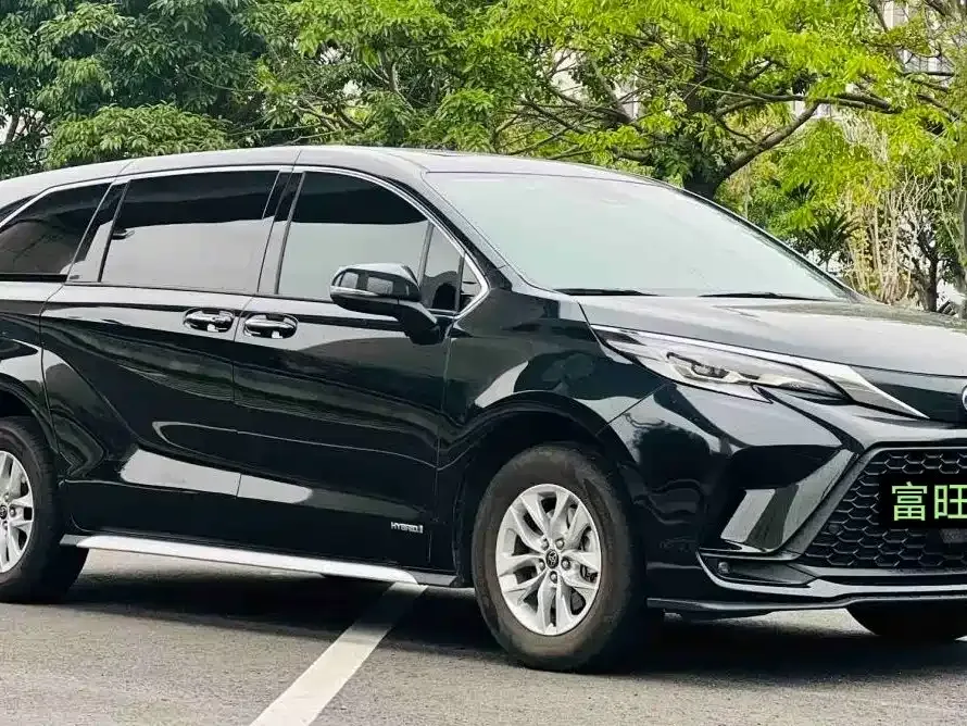 Toyota Granvia 2024 из CN, фото 9