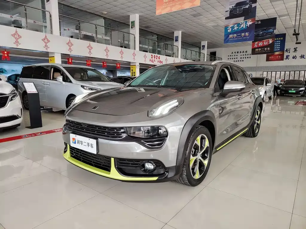 Lynk & Co 02
