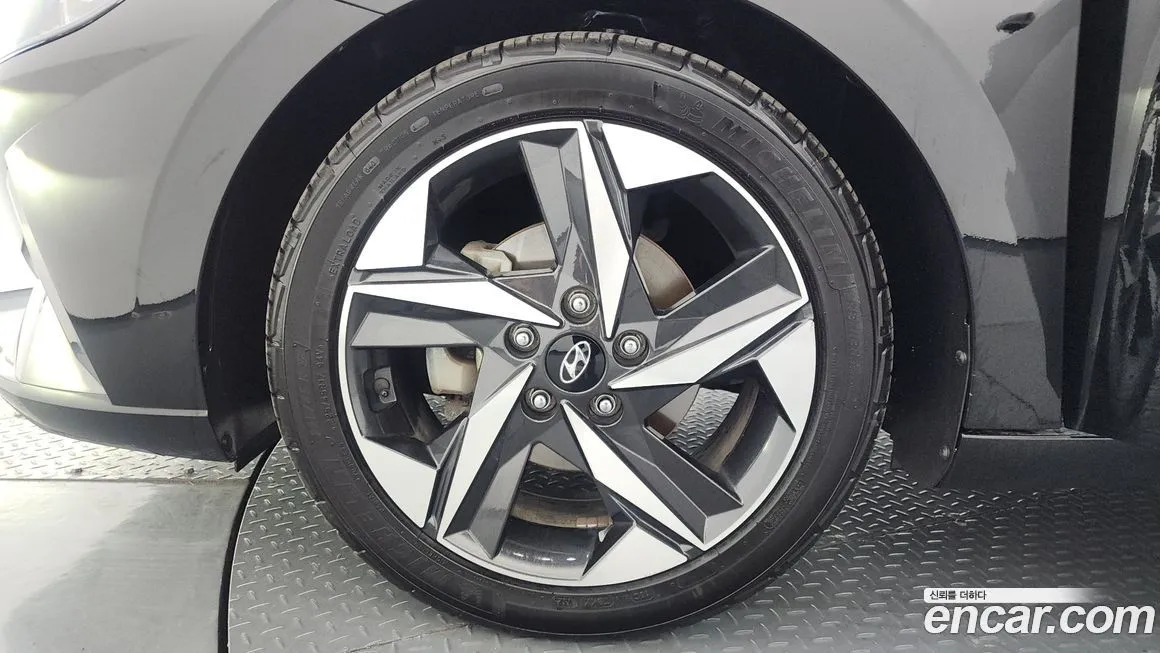 Hyundai AVANTE — фото 6
