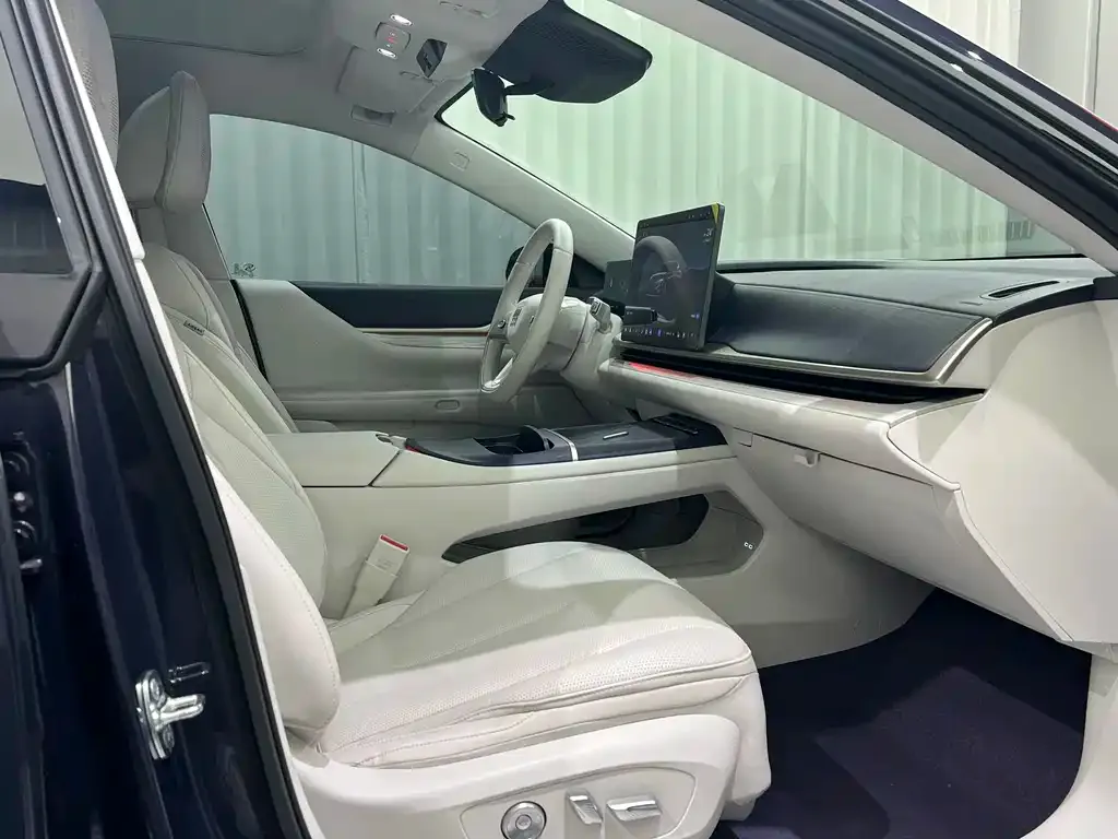 Buick Electra L7 2025 из CN, фото 8