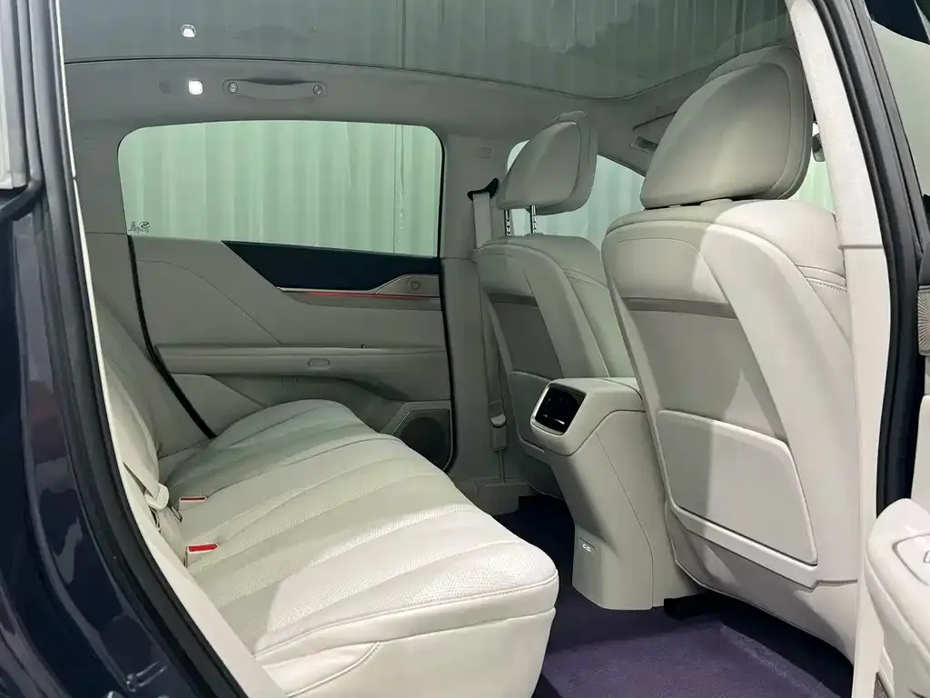 Buick Electra L7 2025 из CN, фото 2