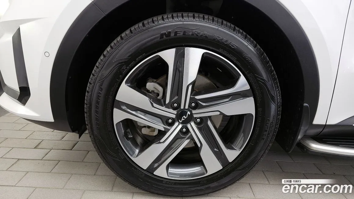 Kia Sorento — фото 9