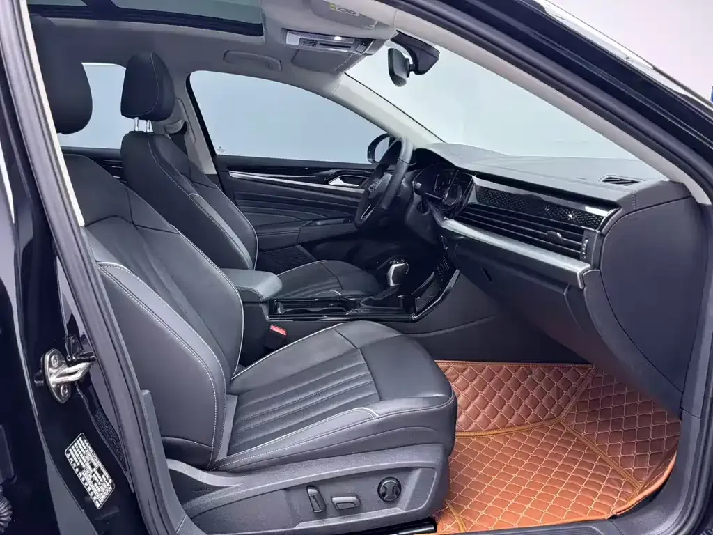 Volkswagen Passat — фото 6