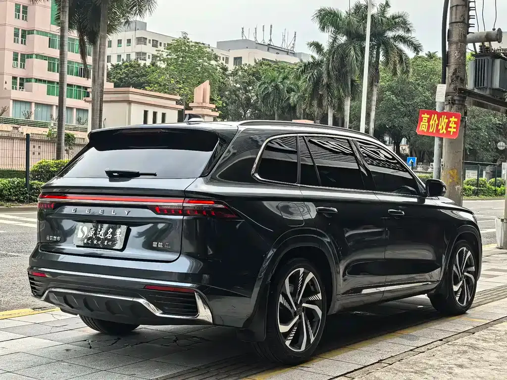 Geely Xingyue L — фото 10