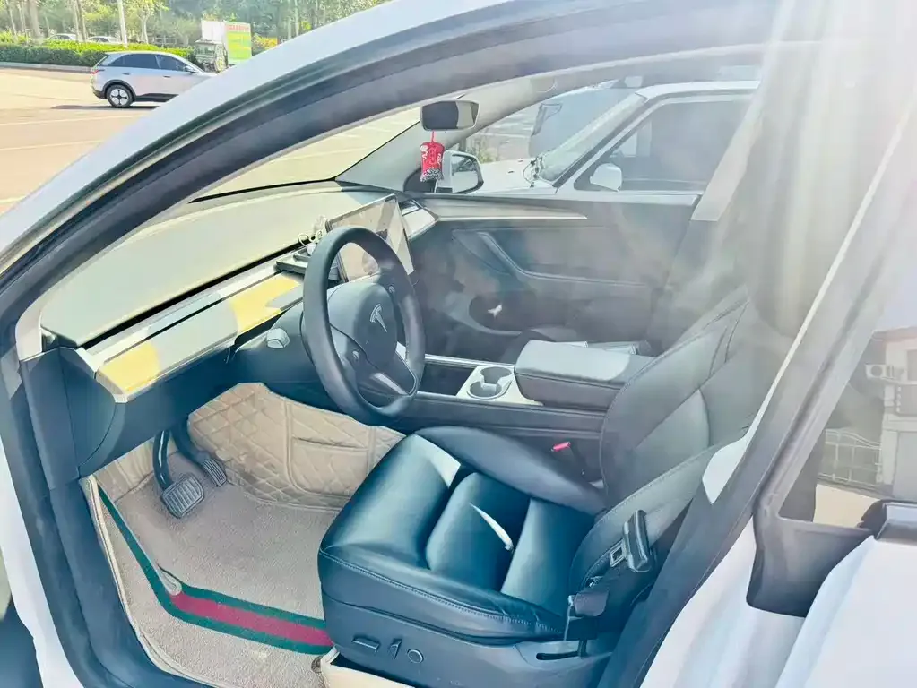 Tesla Model Y 2022 из CN, фото 7