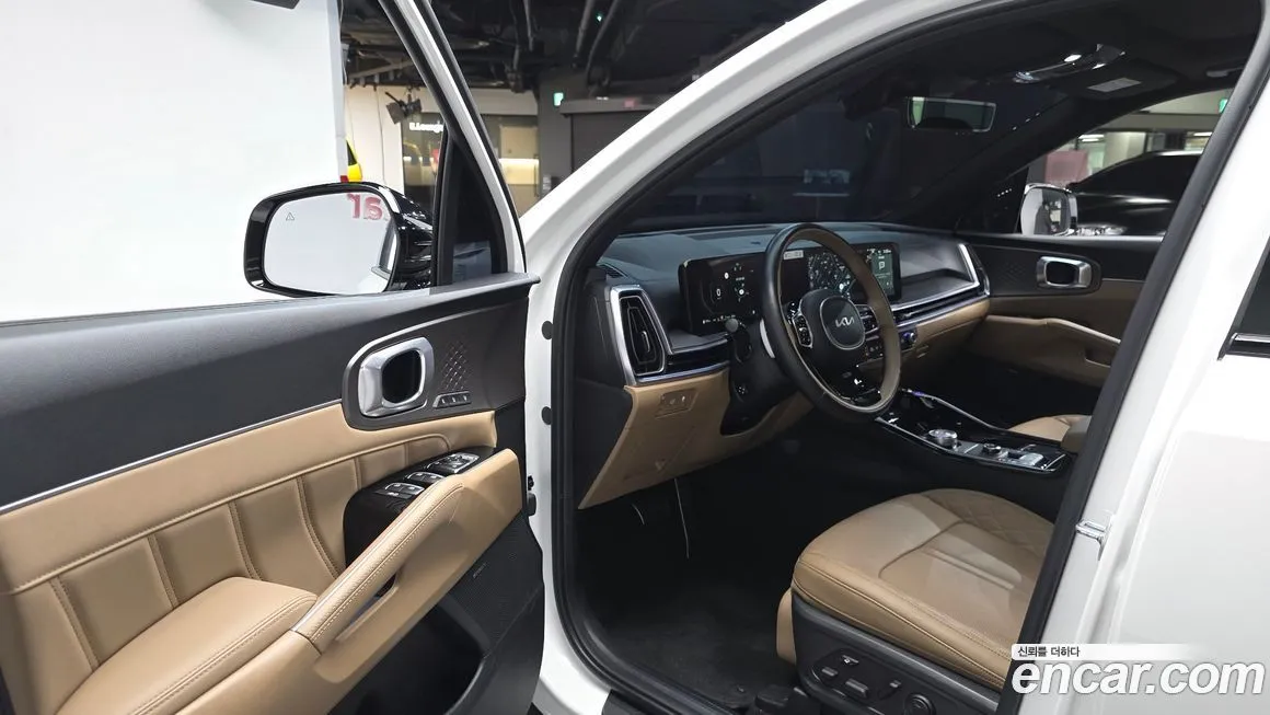 Kia Sorento — фото 7