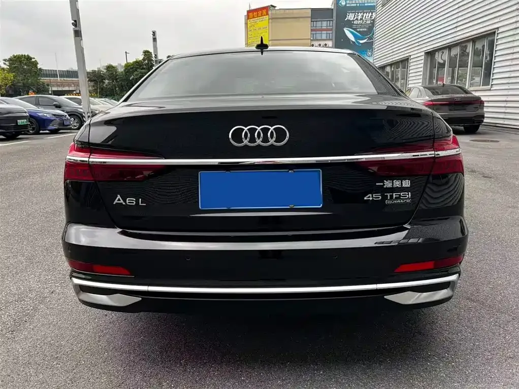 Audi A6L — фото 4