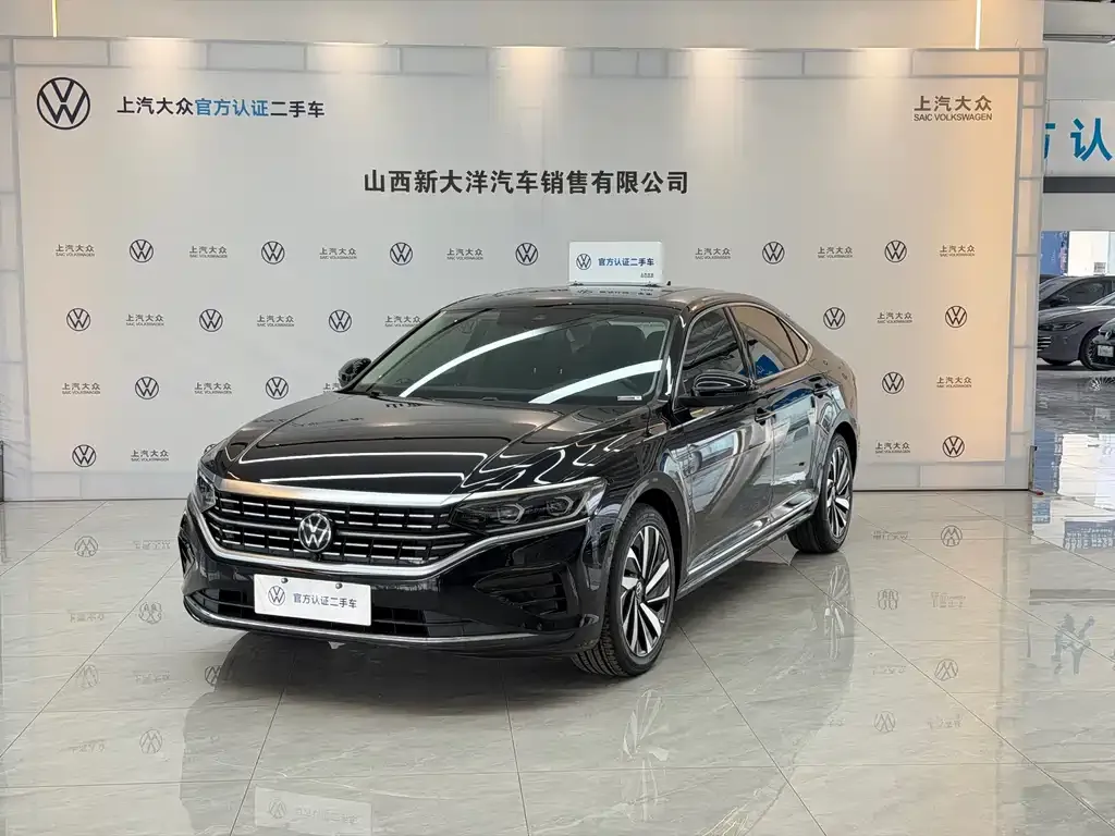 Volkswagen Passat — фото 1