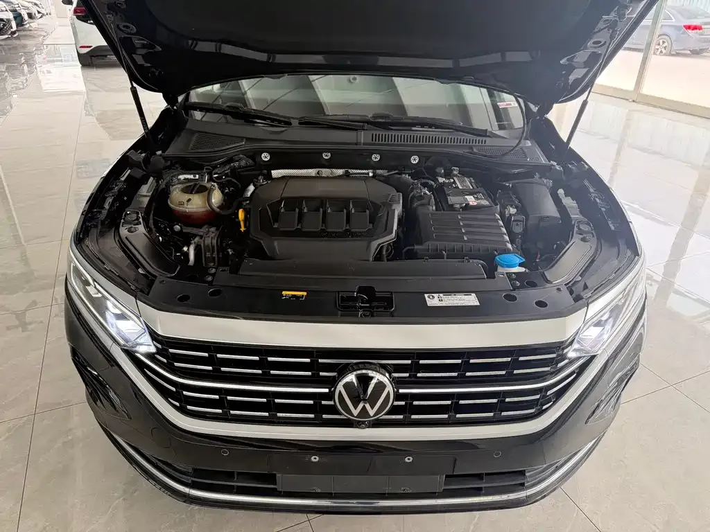 Volkswagen Passat — фото 8