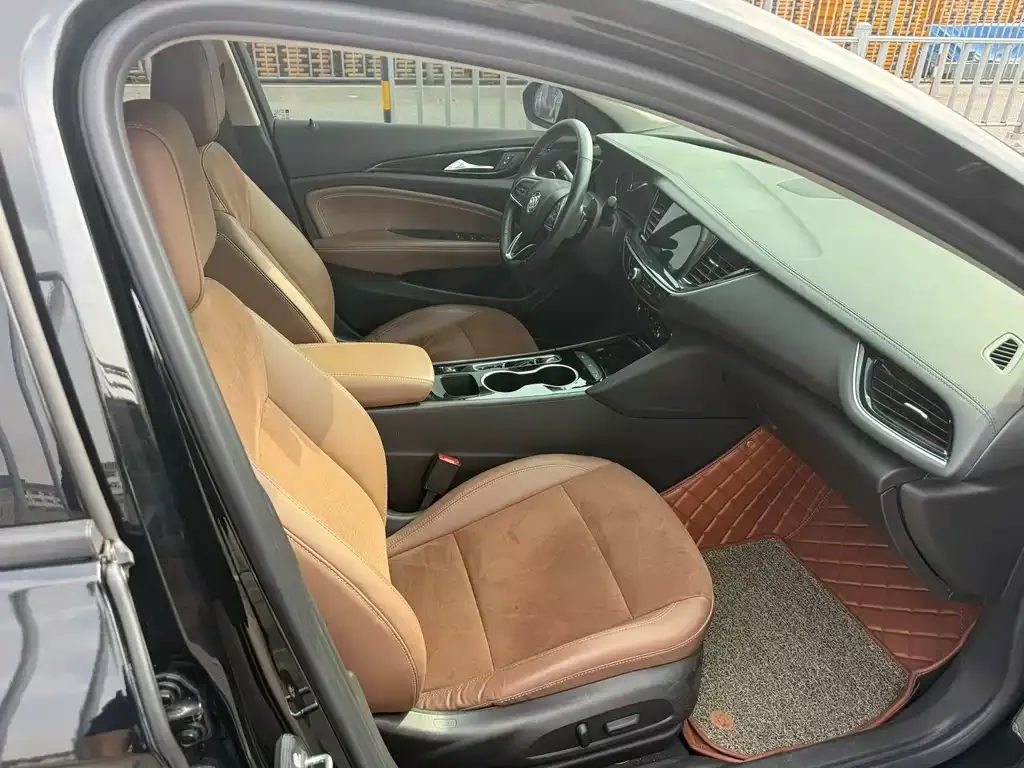 Buick Regal — фото 2