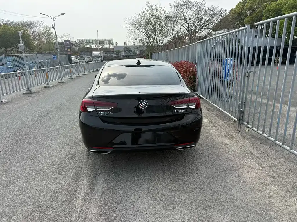 Buick Regal — фото 8