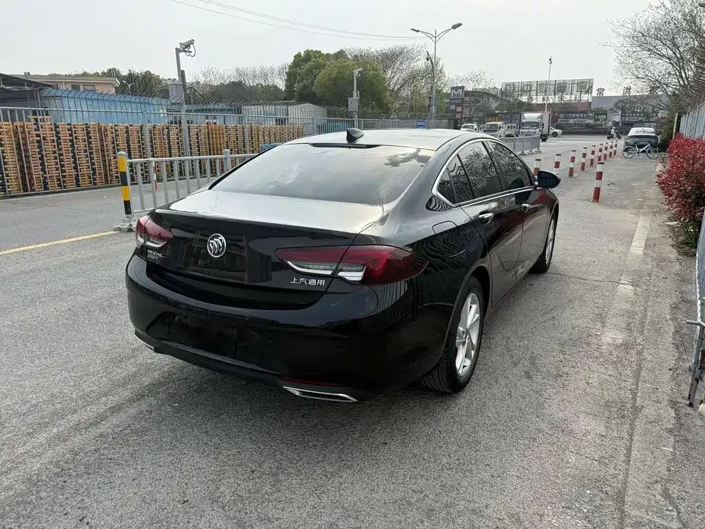Buick Regal — фото 9