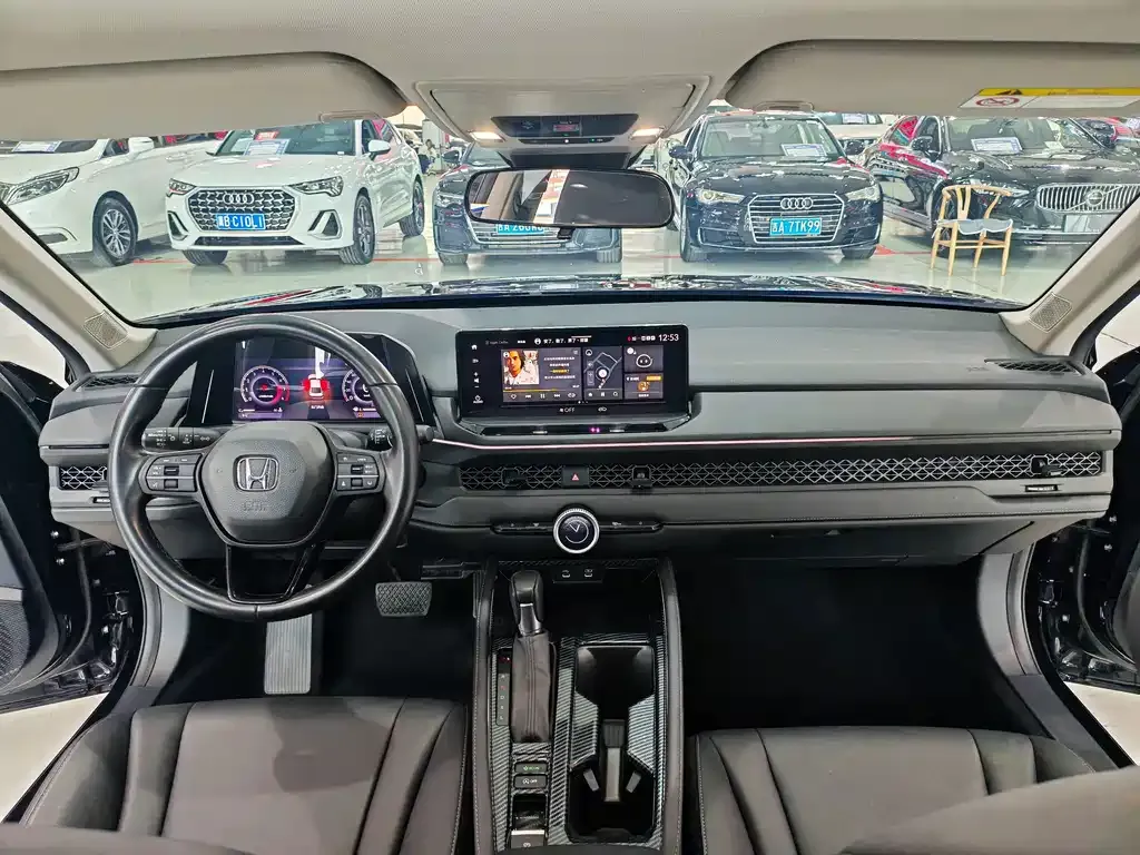 Honda Accord — фото 5