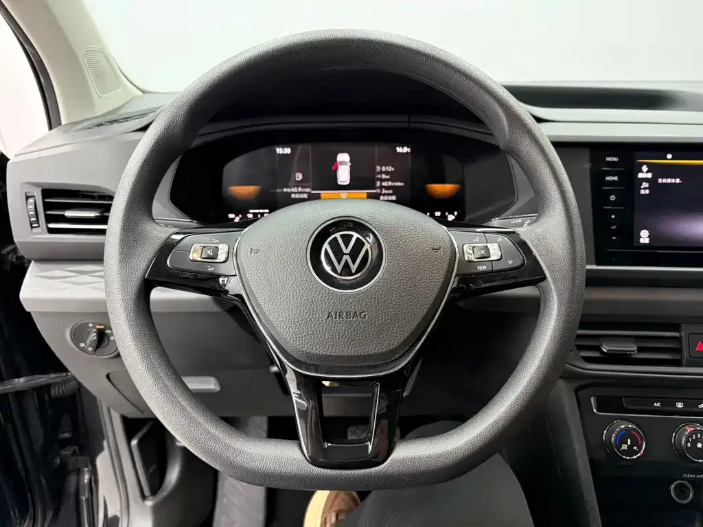 Volkswagen Tharu — фото 10