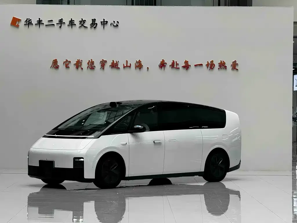 Li Auto MEGA