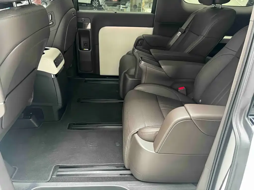 Li Auto MEGA 2024 из CN, фото 8