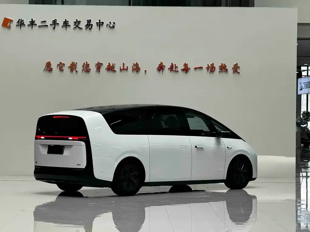 Li Auto MEGA 2024 из CN, фото 2