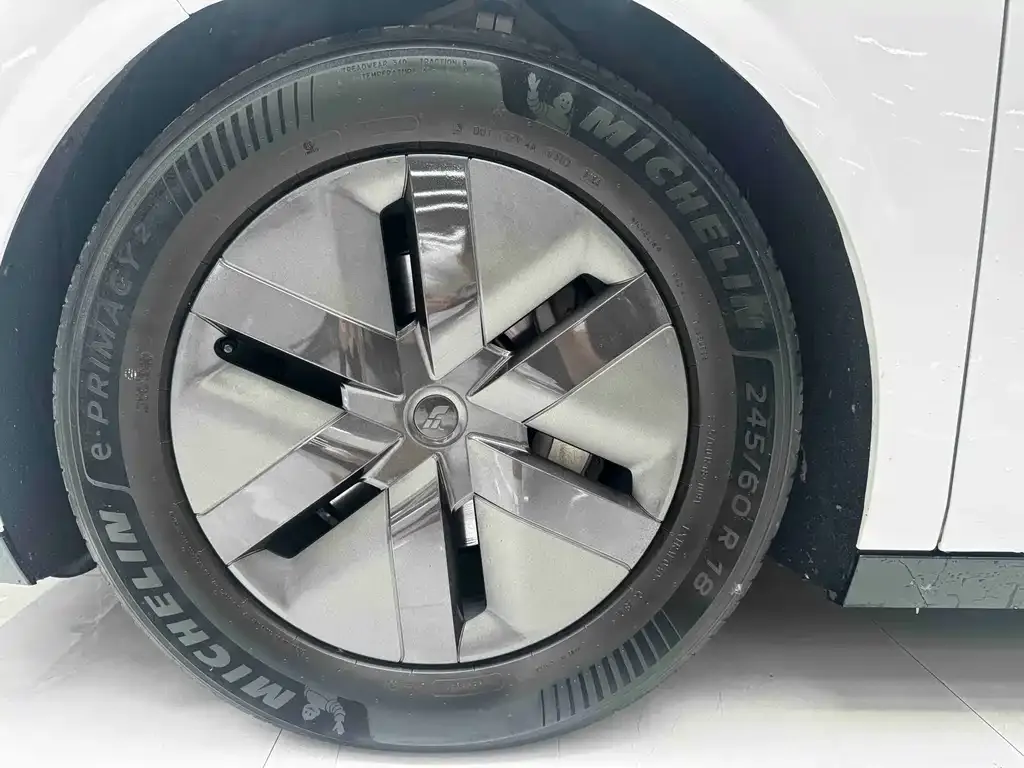 Li Auto MEGA 2024 из CN, фото 9